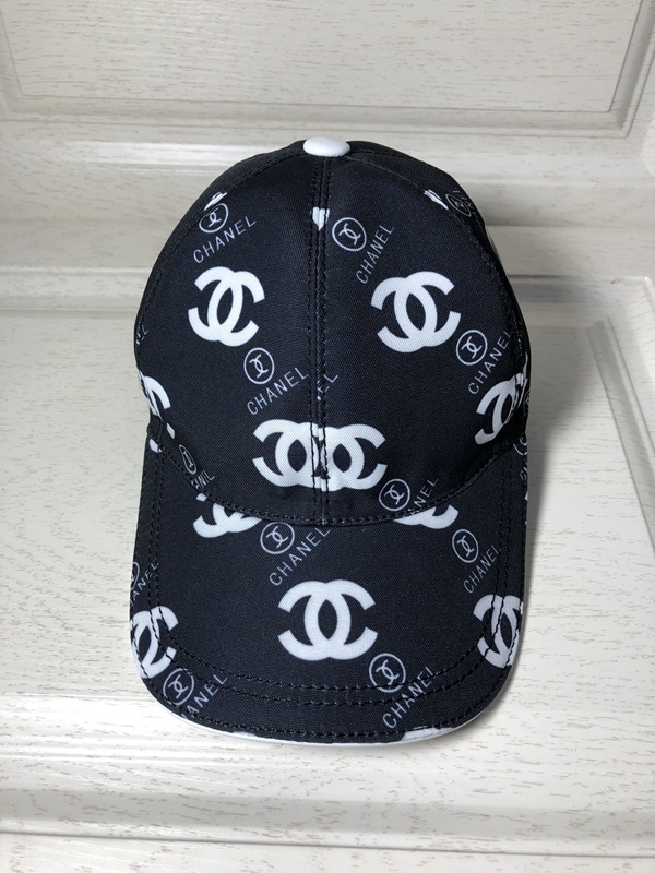 ブランド帽子背面デザイン